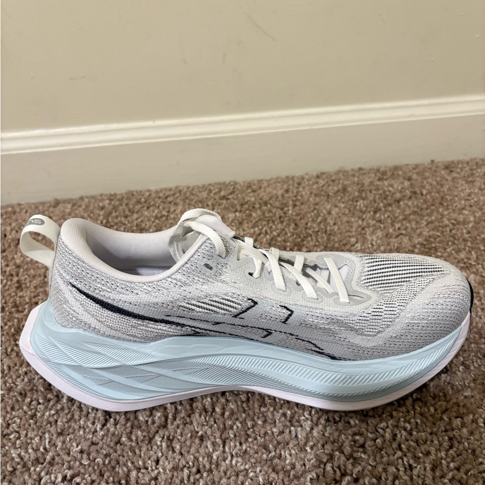 ASICS Superblast 2 | Women’s 8.5/Men’s 7 - Picture 6 of 16
